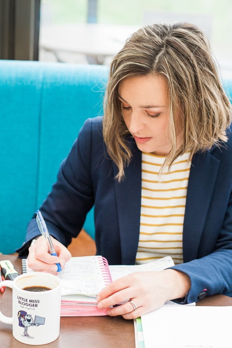 How to keep track of your blogging income and expenses