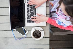 How to treat your blog like a business (and start actually making money!)